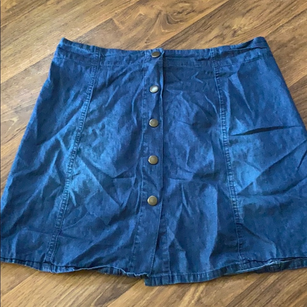 Button front skirt